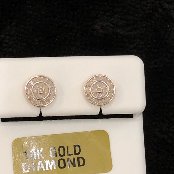 10k Real Gold w Real Diamonds Earrings NWT - Picture 1 of 3